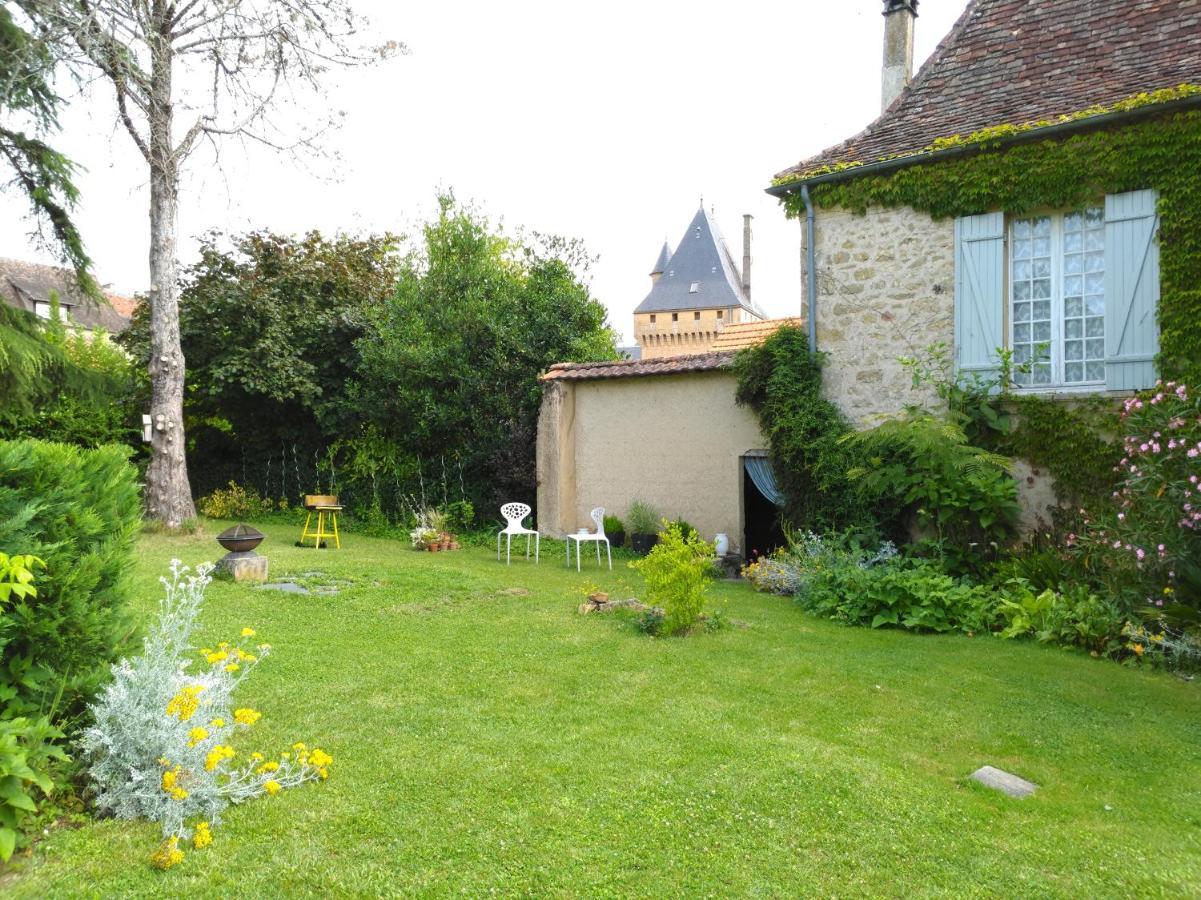 Rue du Château Lalinde Extérieur photo