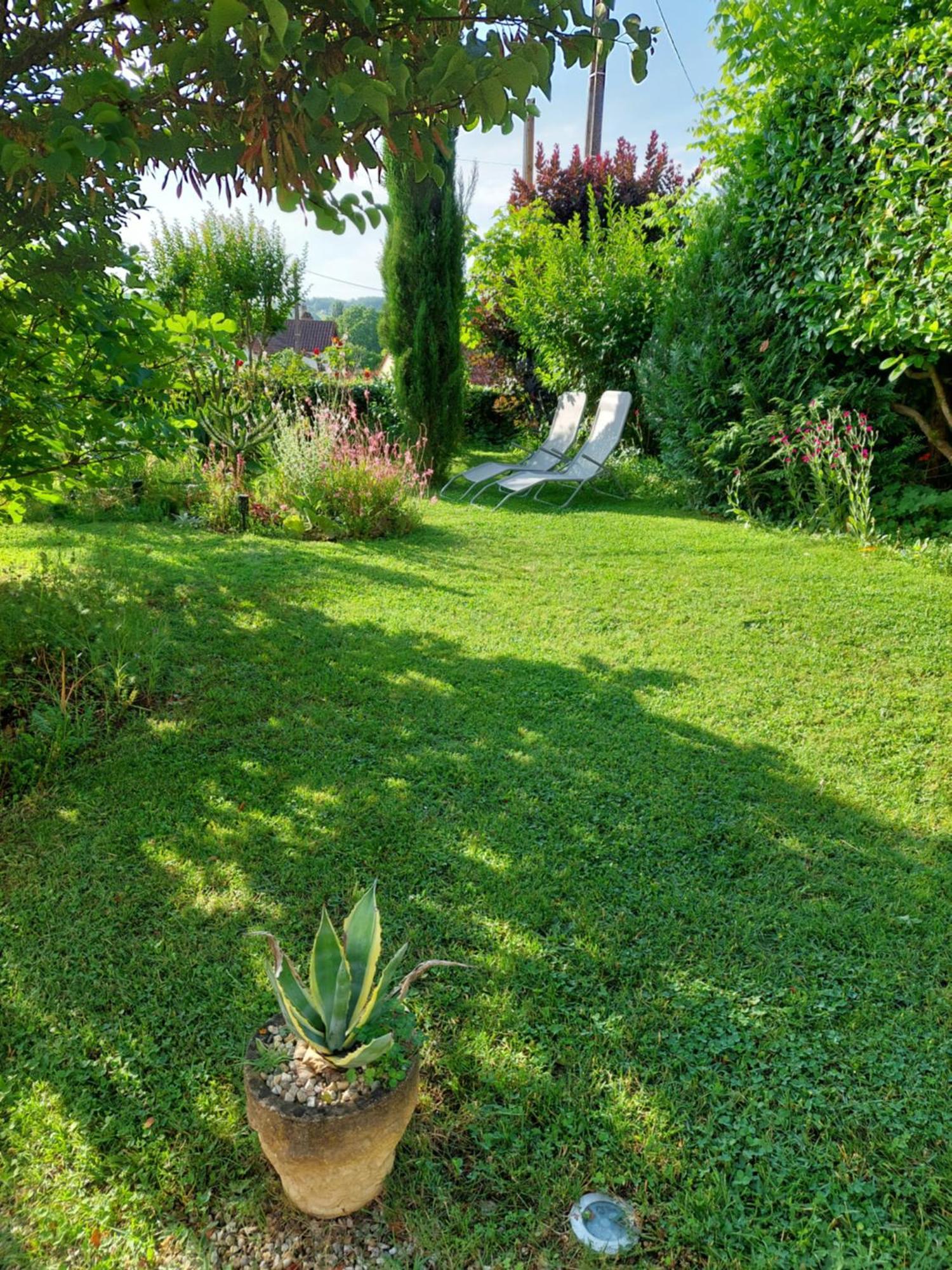 Rue du Château Lalinde Extérieur photo
