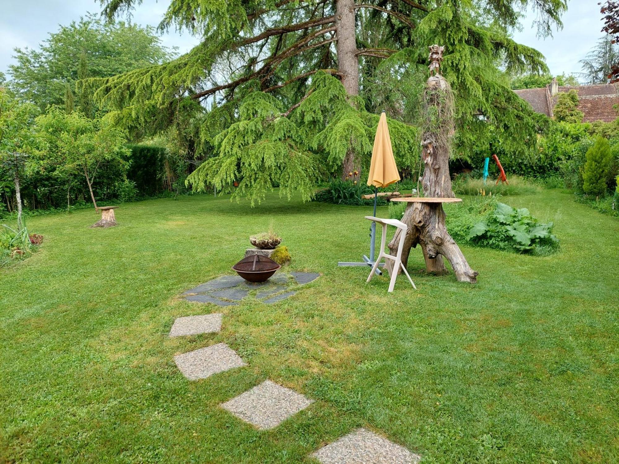 Rue du Château Lalinde Extérieur photo