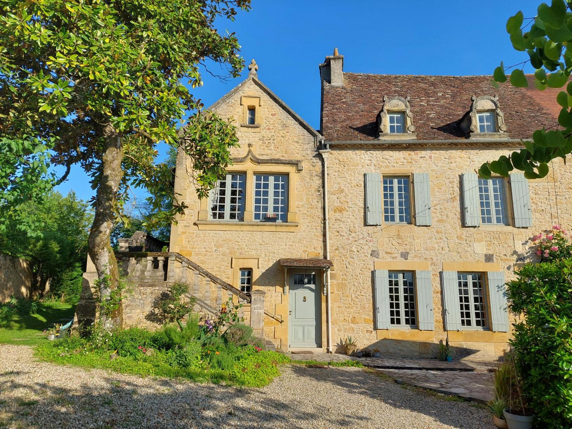 Rue du Château Lalinde Extérieur photo